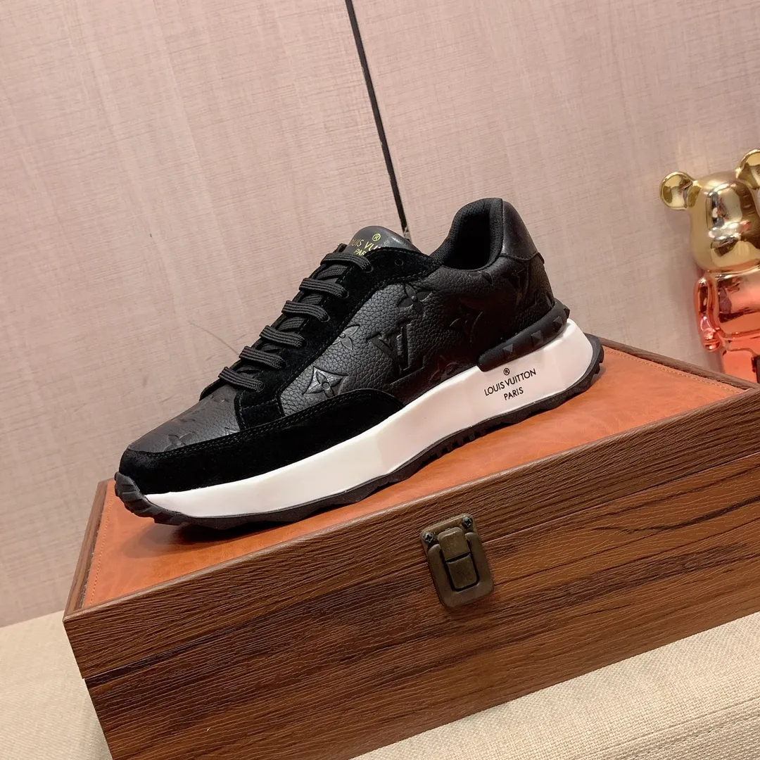 Men's men's shoes💰460💰💰🎩🎩[Lightning][Lightning] "Gucci*" The latest • popular casual shoes, top brand [seduce] luxury ~ purchasing agency, top ~ quality. [Strong] The upper is made of imported breathable cowhide with material ➕ breathable sheepskin feet (•) and fine workmanship. The original stylish and stylish soft rubber wear-resistant and non-slip outsole is light and comfortable on the feet. The real thing looks better when photographed in person. No. 013: code: 38-44, 2️⃣ colors selected